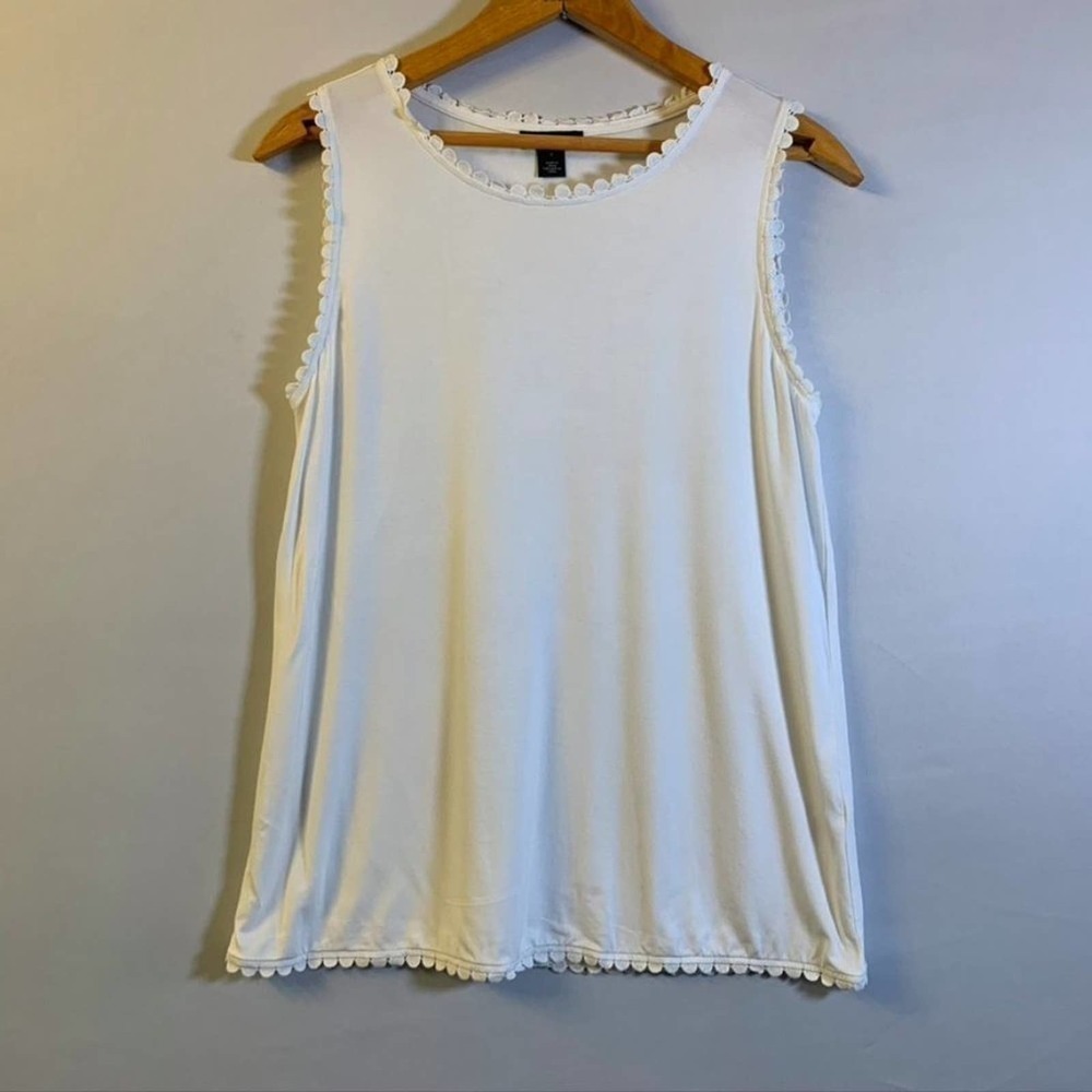 5/$25  Halogen Studded Eyelet Tank top white S